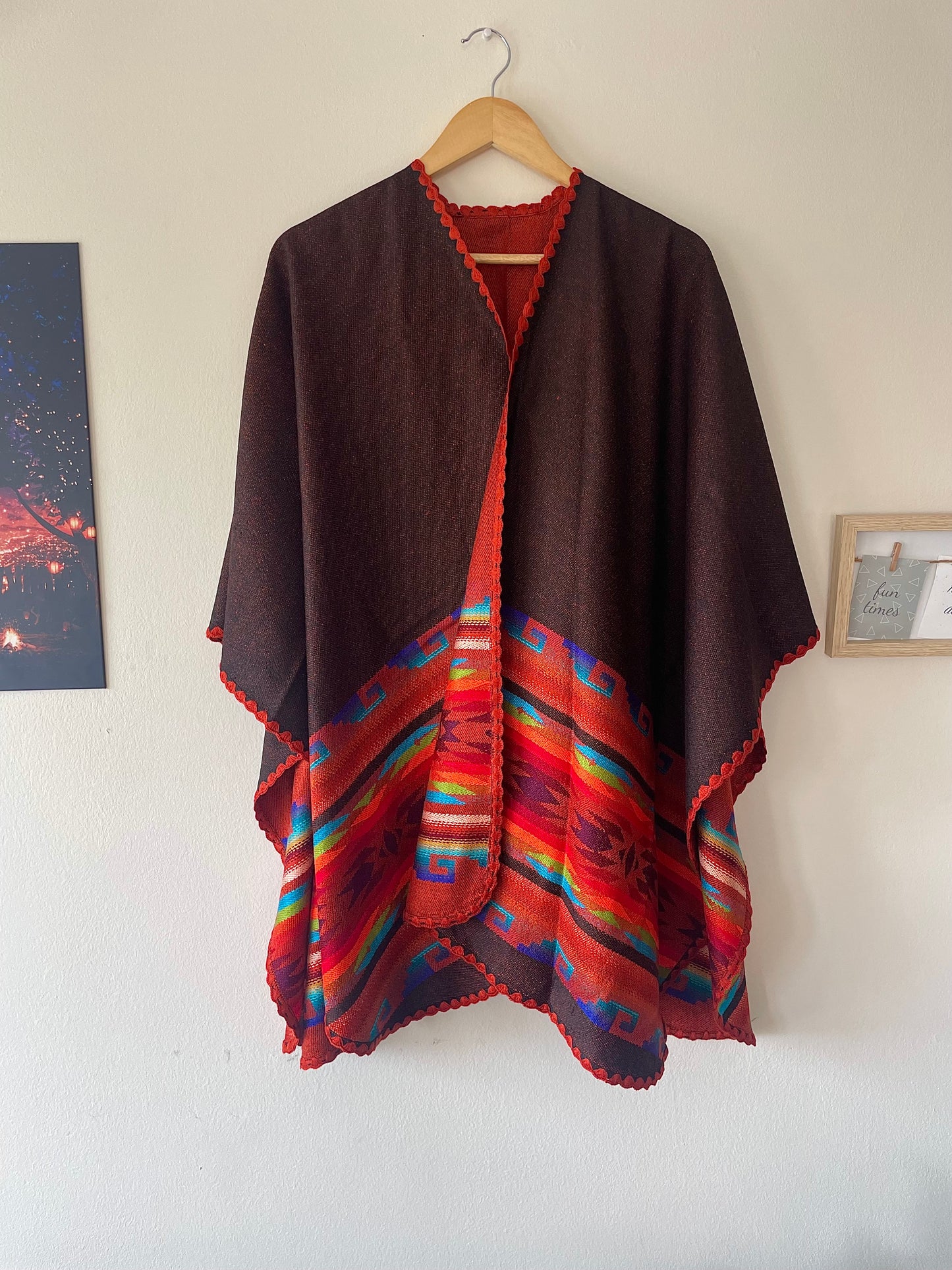 WOOL SHAWL - LLACOLLA